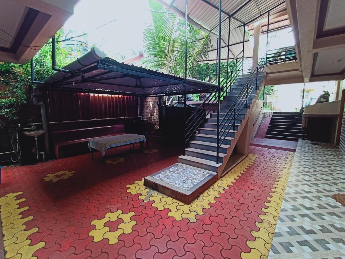 Amigo Inn Anjuna Exterior foto
